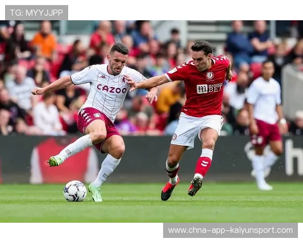 法甲球队防守策略调整后失球数明显减少，21-22法甲比赛用球